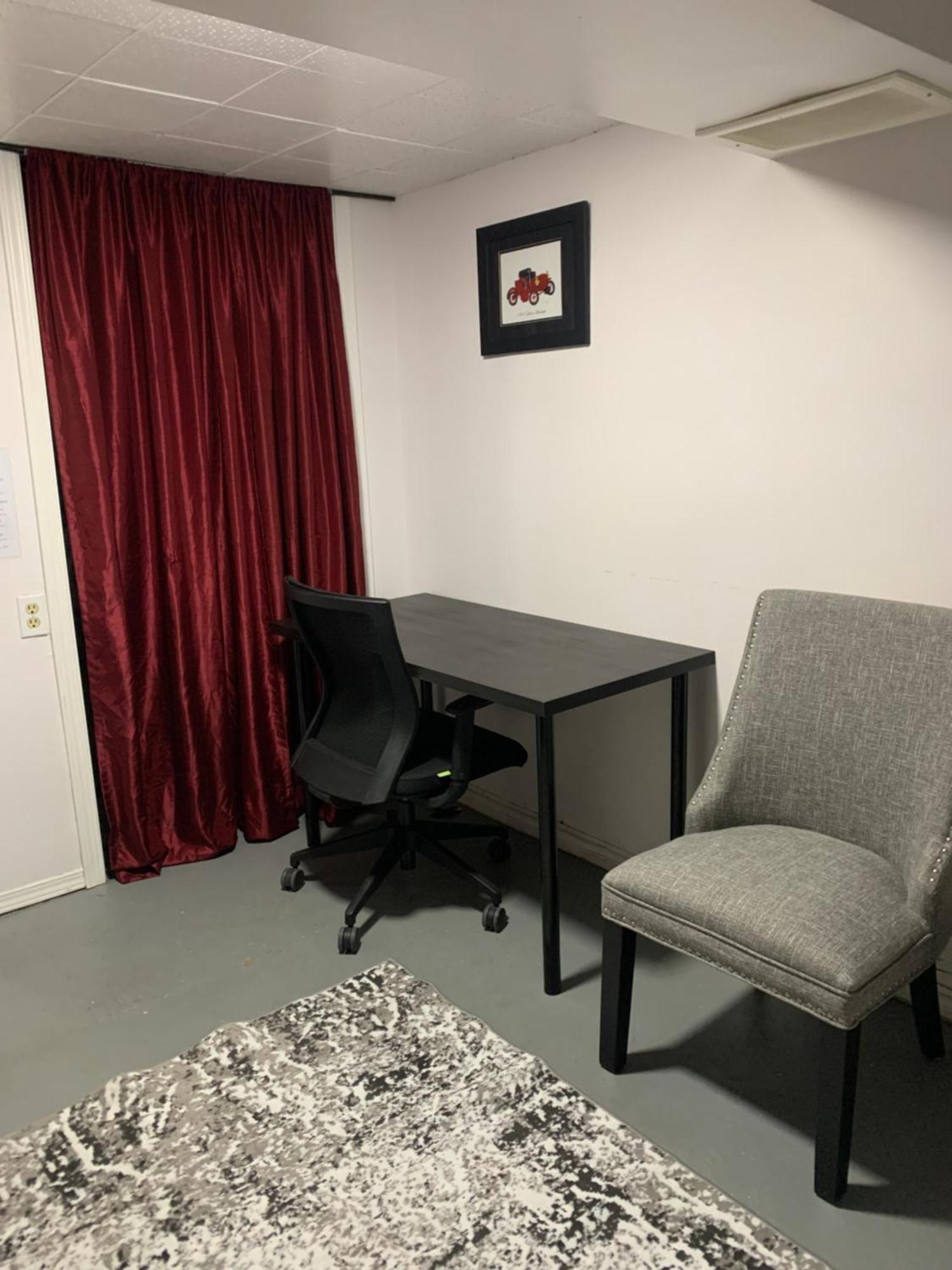 Quaint & Cozy Accommodation 埃德蒙顿 外观 照片